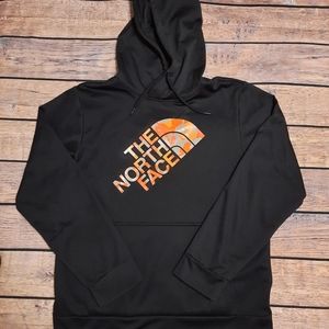 North Face Men's Hoodie Large